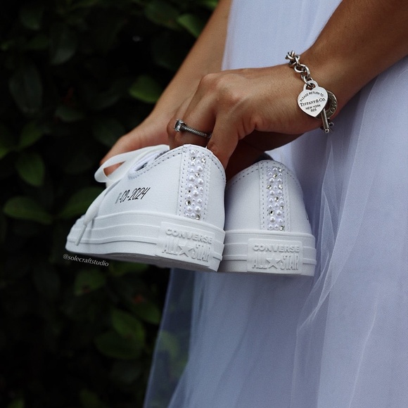 Personalized Wedding Sneakers for the Bride - Converse Chuck Taylor Leather - Picture 6 of 8